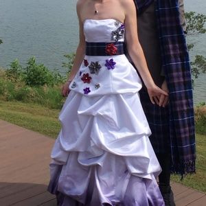 Wedding/prom dress